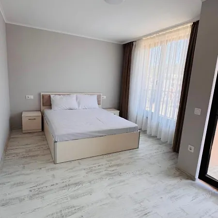 в комплекс Voyage ап21 Sozopol